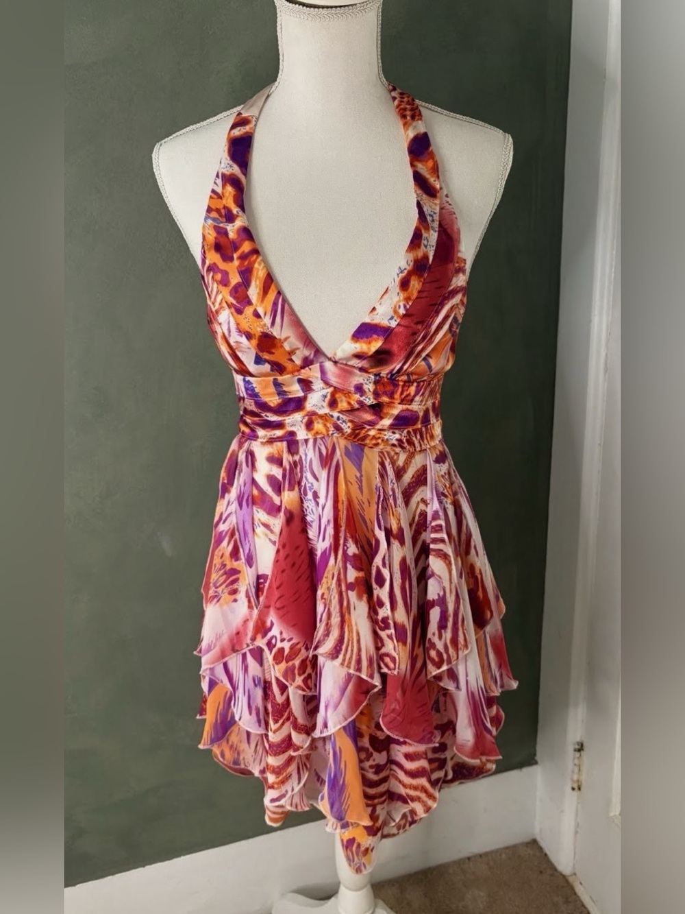 Arden B Halter Y2K V-Neck Dress with Ruffled Tiers..Pink, Orange, Purple
XS
